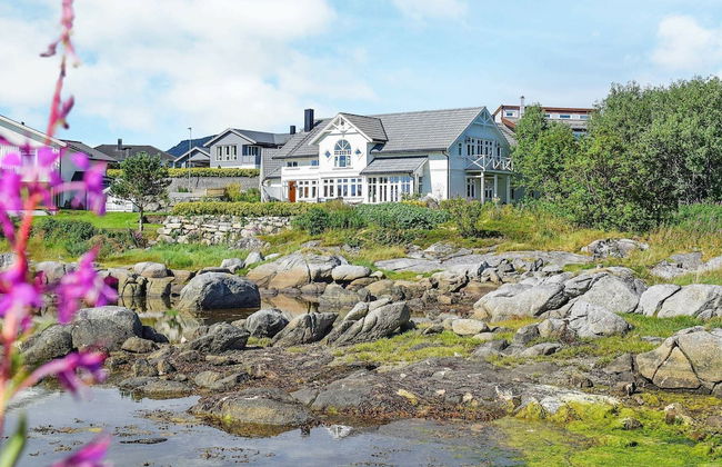 Holiday Home in Ballstad - Photo 1