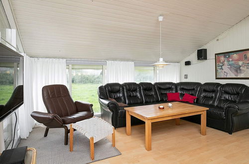 Photo 15 - 9 Person Holiday Home in Hvide Sande