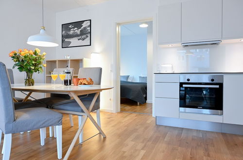 Photo 8 - Modern and Bright Apartment Near Metro Station in Copenhagen Orestad