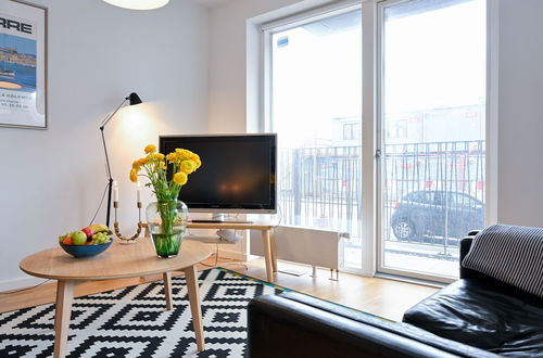 Photo 7 - Modern and Bright Apartment Near Metro Station in Copenhagen Orestad