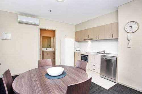 Photo 23 - Hume Serviced Apartments