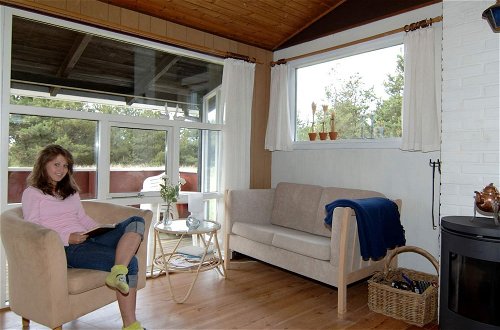 Foto 6 - Chic Holiday Home in Jutland With Sea Nearby