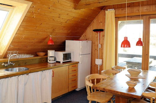 Photo 5 - Cozy Holiday Home in Ringkøbing near Sea Beach