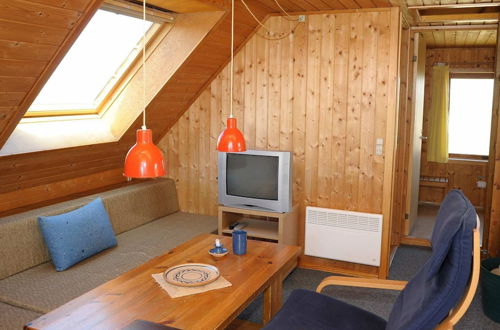 Photo 4 - Cozy Holiday Home in Ringkøbing near Sea Beach