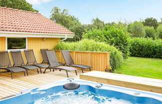 Foto 3 - 10 Person Holiday Home in Vaeggerlose-by Traum