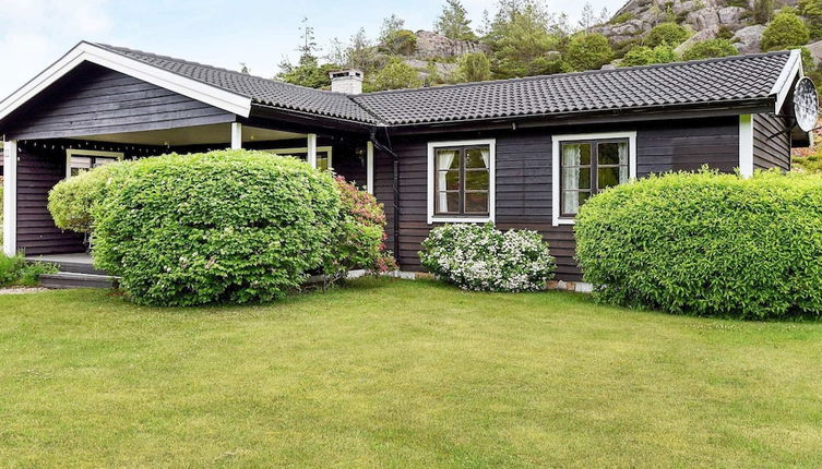 Photo 1 - Holiday Home in Bovallstrand