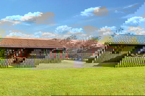 Foto 25 - 5 Person Holiday Home in Tarm