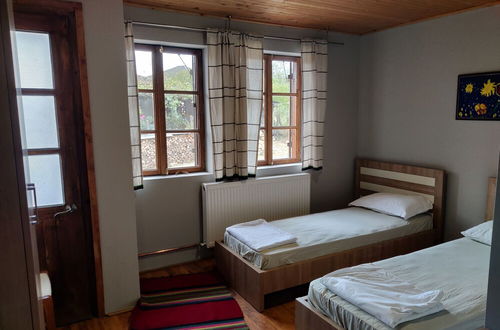 Photo 6 - Lovely 4-bed House in Kosti