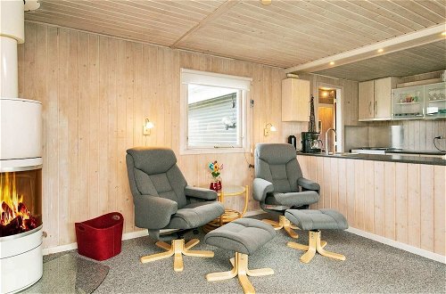 Photo 17 - 7 Person Holiday Home in Bogense
