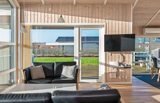 6 Person Holiday Home in Tarm - Foto 13