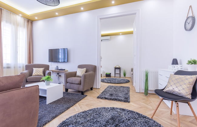 Real Apartments Zoltan - Photo 33