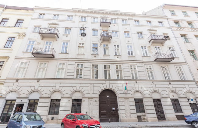 Real Apartments Zoltan - Photo 53