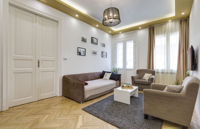 Real Apartments Zoltan - Photo 35