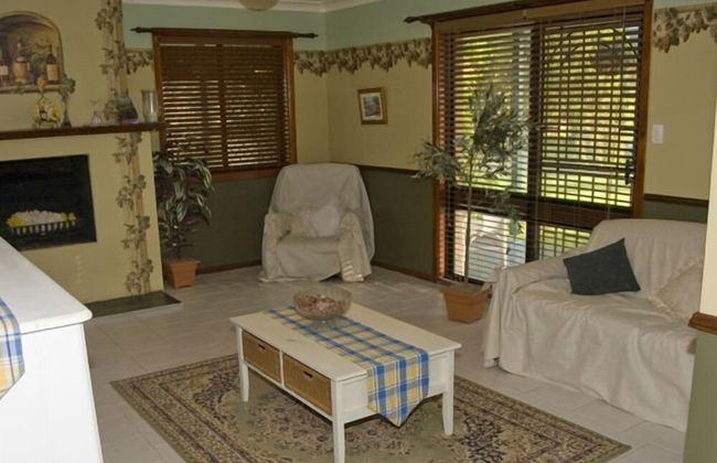 Talga Vines Vineyard Escape - Photo 8