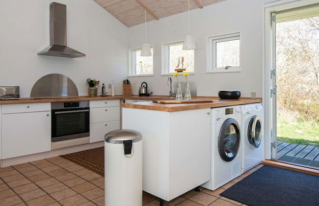 8 Person Holiday Home in Knebel - Foto 5