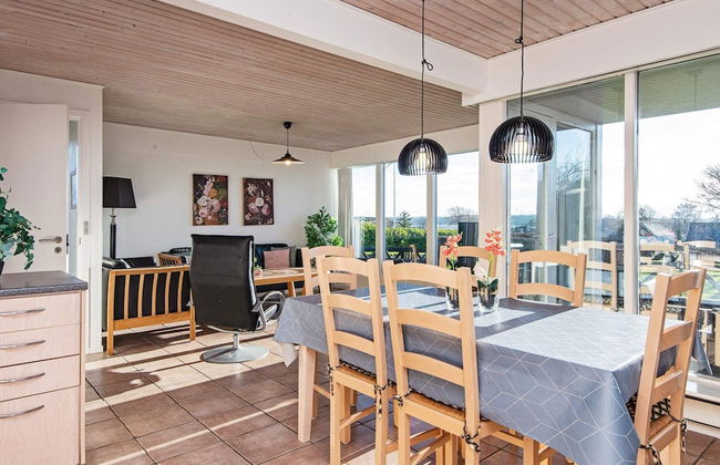 6 Person Holiday Home in Borkop - Foto 12