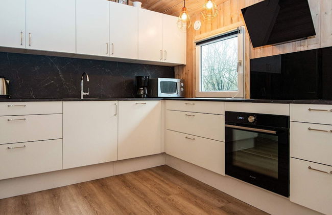 8 Person Holiday Home in Oksbol - Foto 9