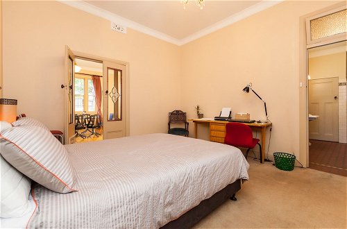 Photo 2 - MADELINE, 1BDR Fitzroy Apartment