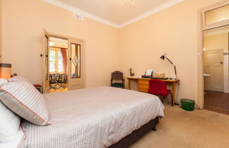 Photo 2 - MADELINE, 1BDR Fitzroy Apartment