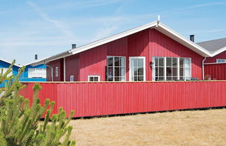 Photo 1 - 6 Person Holiday Home in Hvide Sande