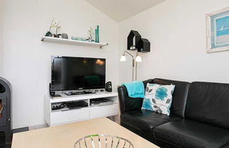 Photo 3 - 6 Person Holiday Home in Hvide Sande