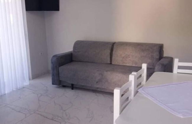 Remarkable 2-bed Apartment in Dhermi - Photo 4