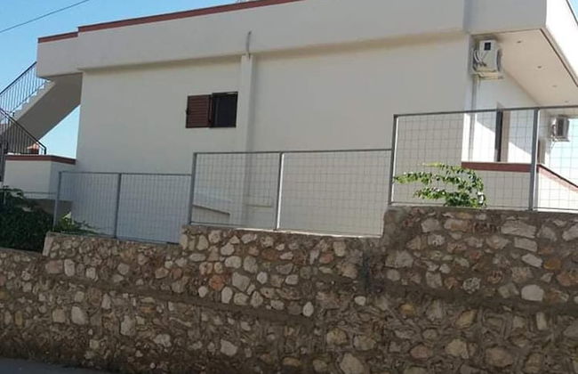 Remarkable 2-bed Apartment in Dhermi - Photo 11