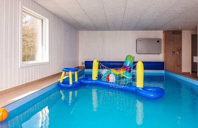 12 Person Holiday Home in Ebeltoft - Foto 9