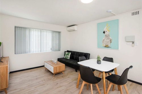 Photo 11 - Comfortable Living Space Close to Foreshore & Cbd