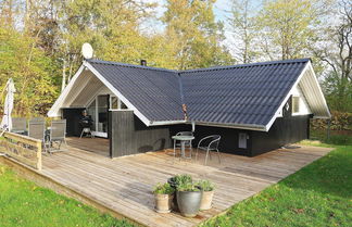 Photo 1 - 6 Person Holiday Home in Tranekaer