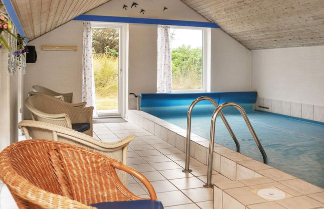8 Person Holiday Home in Harboore - Foto 5