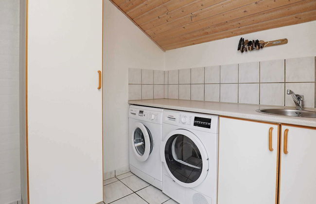 8 Person Holiday Home in Harboore - Foto 36