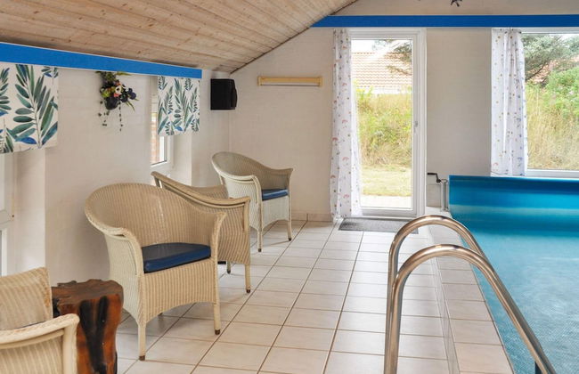 8 Person Holiday Home in Harboore - Foto 6