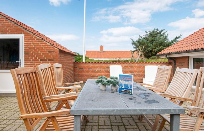 8 Person Holiday Home in Harboore - Foto 21