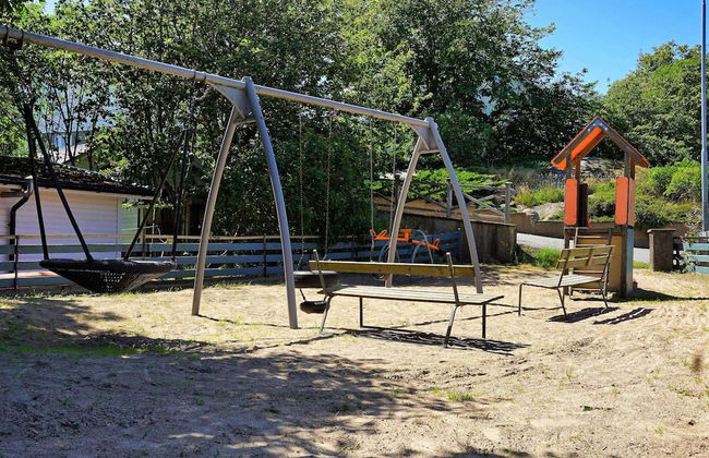 4 Person Holiday Home in Fotö, Västra Götaland - Foto 8