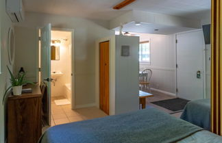 Photo 3 - Barefoot Villas Room 1 Redwood