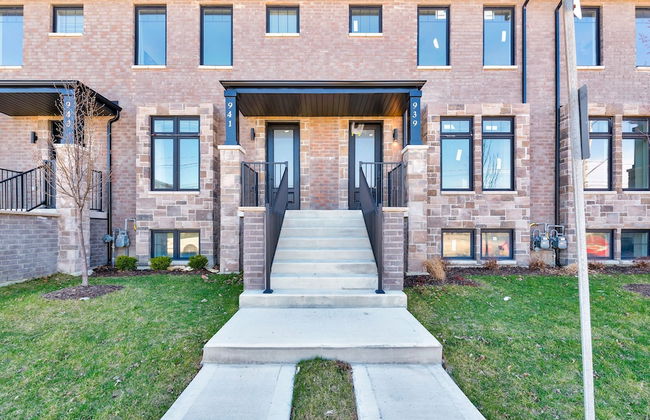 New 16 Ppl Townhouses in Winsdor - Foto 27