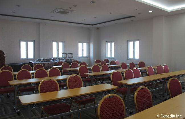 Sun Plaza Subic - Photo 55