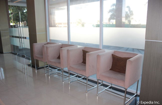 Sun Plaza Subic - Photo 5