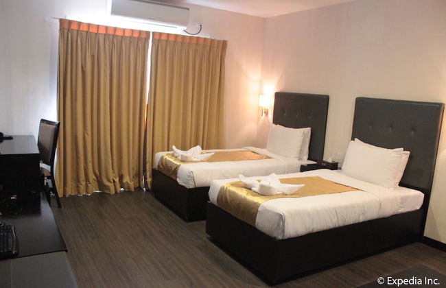 Sun Plaza Subic - Photo 1