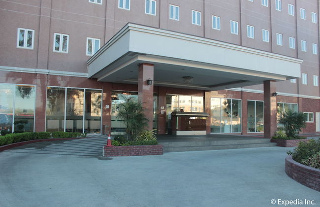 Sun Plaza Subic - Photo 61