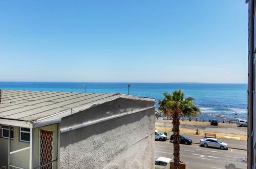 Photo 13 - Mouille Point Apartment