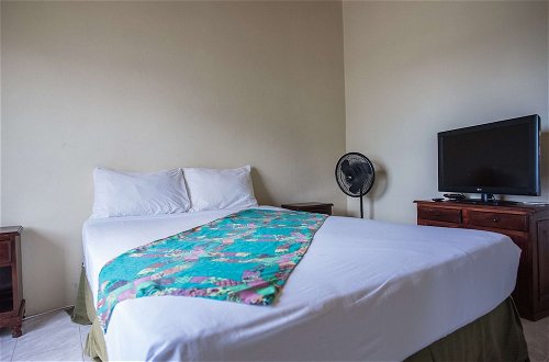 Photo 7 - Ocean Rooms at Oceans Palm Resort