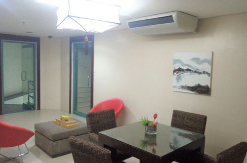 Foto 3 - McKinley Park Residences