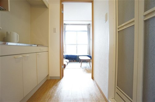 Photo 9 - Terry's Apartment Namba South III H09A