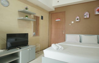 Foto 3 - Comfort and Strategic Studio Apartment Margonda Residence 2 near UI