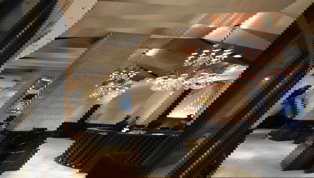 Coin salon dans le hall