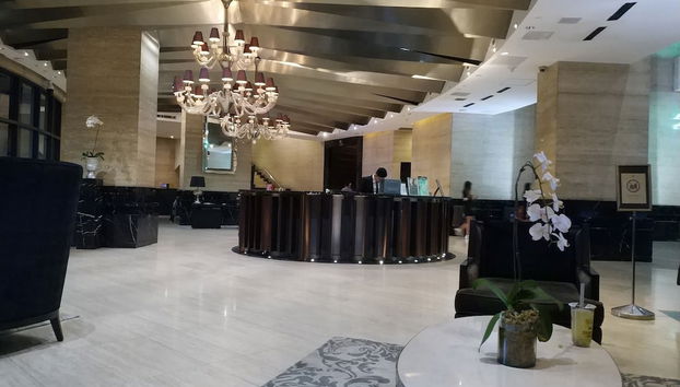 Coin salon dans le hall