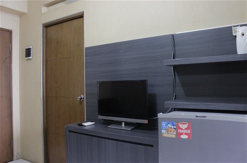 Photo 14 - Cozy 2BR Apartment at Gateway Ahmad Yani