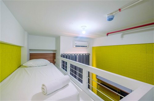 Foto 1 - Cozy Studio with Bunk Bed at Dave Apartment near UI
